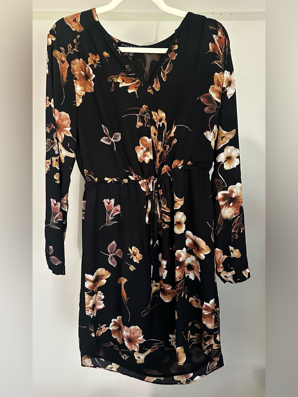 Black Floral Tie-Waist Long Sleeve Dress by